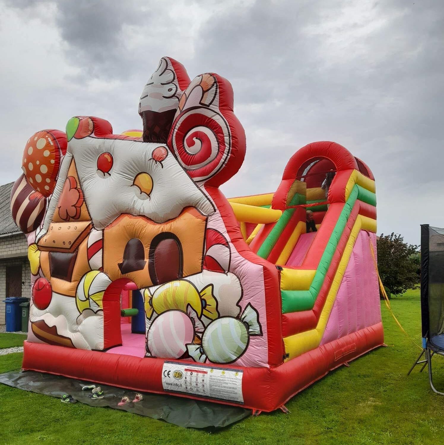 spalvingas batutas vaikams pyragaitis